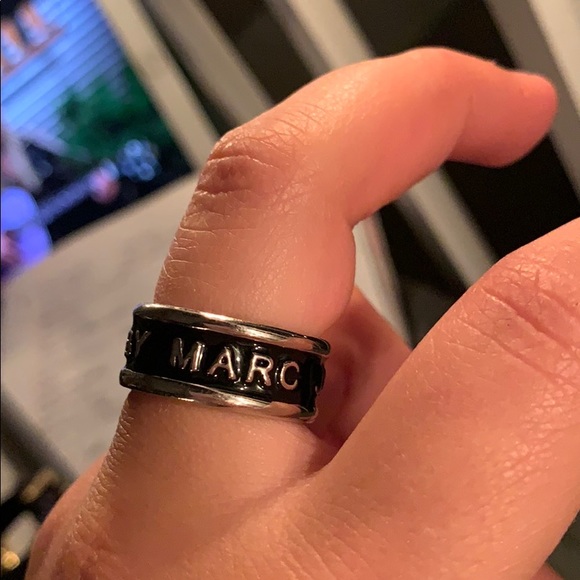 Marc Jacobs ring - Picture 2 of 4